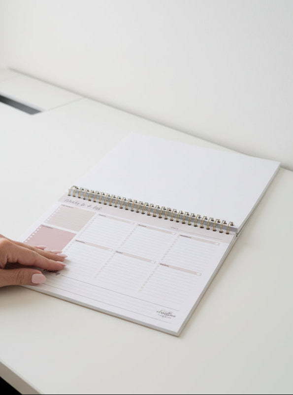 Weekly Task Book – Christina Loves Planning